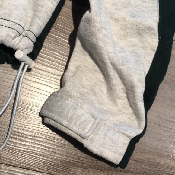 Womens Garage Cropped Sweatshirt - Picture 5 of 8